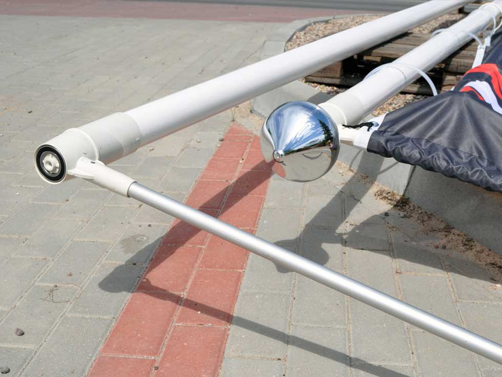 Montaż flag reklamowych dla firmy ORLIK.
